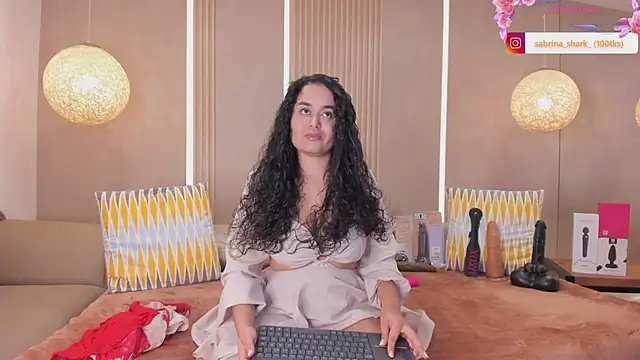 sabrina shark  online show from May 25, 2026, 10:08 pm