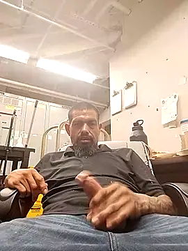 playtyme420691 online show from September 21, 2025, 7:19 pm