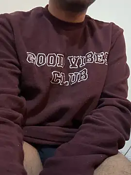 Snapshot of rhuh3991 chatting on January 12, 2025, 8:46 am rhuh3991 online show from January 12, 2025, 8:46 am