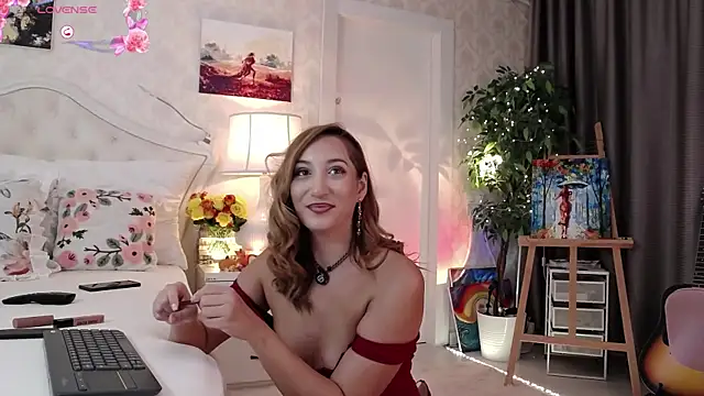 IreneHope online show from November 4, 2025, 9:13 am