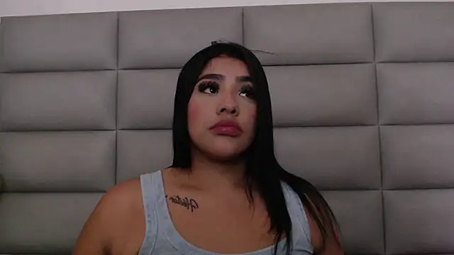 Snapshot of emily_brontee_ chatting on March 13, 2025, 12:56 pm emily brontee online show from March 13, 2025, 12:56 pm