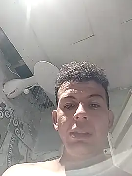 Meu prazer e te satisfaze online show from January 18, 2026, 1:42 am