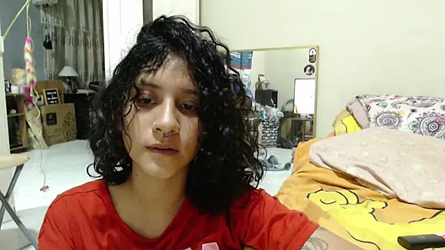 Snapshot of AlinaWoolf_ chatting on July 30, 2026, 4:55 am AlinaWoolf online show from July 30, 2026, 4:55 am