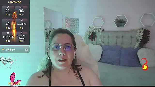 Snapshot of katie_joness_ chatting on March 1, 2025, 4:00 pm katie joness online show from March 1, 2025, 4:00 pm