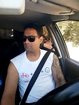 Snapshot of hecwil8 chatting on December 19, 2025, 12:07 pm hecwil8 online show from December 19, 2025, 12:07 pm