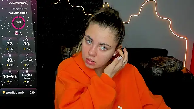 Snapshot of IsabellaBler chatting on November 18, 2025, 6:50 am IsabellaBler online show from November 18, 2025, 6:50 am