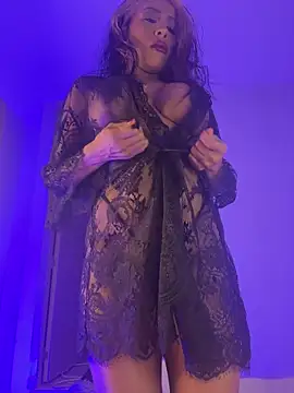 Snapshot of canela_10 chatting on November 28, 2025, 2:12 am canela 10 online show from November 28, 2025, 2:12 am