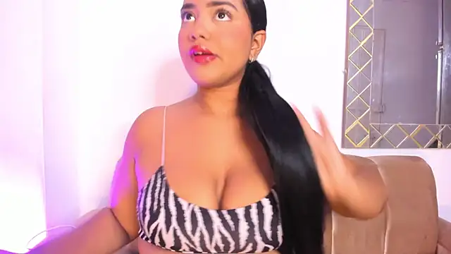 sharlot evans  online show from April 24, 2026, 4:20 pm