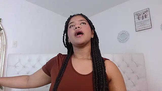 sharlot evans  online show from January 6, 2026, 1:59 pm