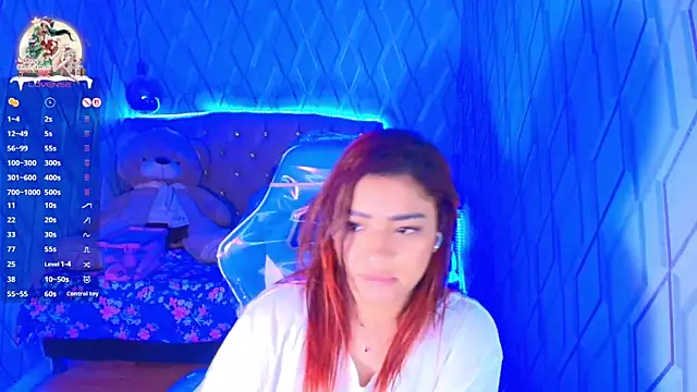 Snapshot of NicolleTaylor chatting on November 18, 2025, 4:49 am NicolleTaylor online show from November 18, 2025, 4:49 am