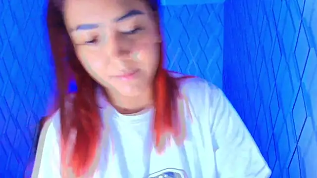 Snapshot of NicolleTaylor chatting on November 16, 2025, 3:22 am NicolleTaylor online show from November 16, 2025, 3:22 am