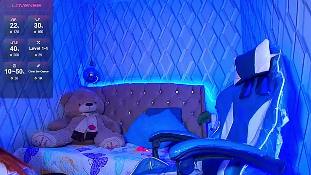 Snapshot of NicolleTaylor chatting on November 11, 2025, 2:06 am NicolleTaylor online show from November 11, 2025, 2:06 am