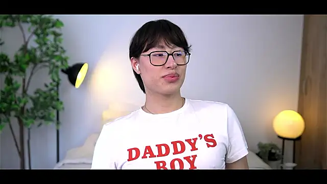 Snapshot of SrLuis18 chatting on February 2, 2026, 9:14 pm SrLuis18 online show from February 2, 2026, 9:14 pm