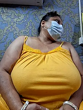 Snapshot of kunjan789 chatting on September 22, 2025, 6:14 pm kunjan789 online show from September 22, 2025, 6:14 pm