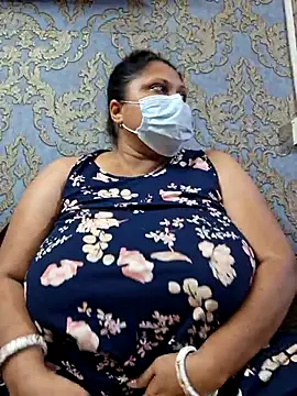 Snapshot of kunjan789 chatting on September 18, 2025, 6:11 pm kunjan789 online show from September 18, 2025, 6:11 pm