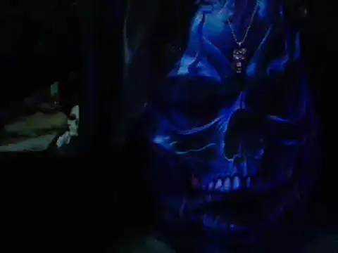 Snapshot of mrdemoncrowly chatting on November 15, 2025, 8:40 am mrdemoncrowly online show from November 15, 2025, 8:40 am