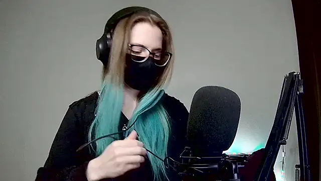 amber candyfloss online show from January 30, 2025, 10:08 pm