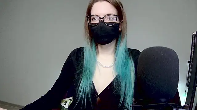 amber candyfloss online show from February 7, 2025, 3:34 am