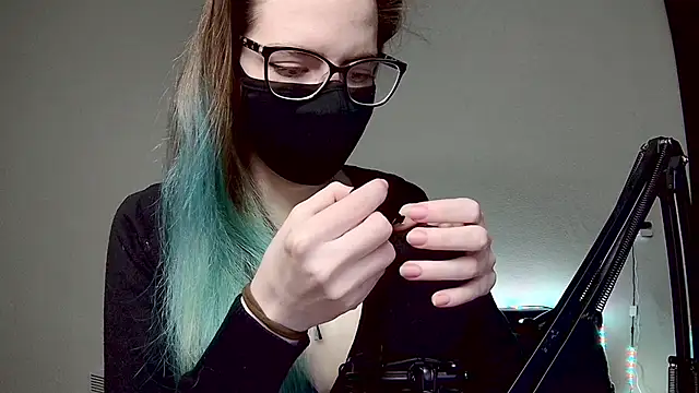 amber candyfloss online show from March 3, 2025, 12:01 am