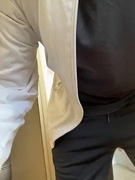 Diegodaddy01 online show from November 8, 2025, 12:42 pm