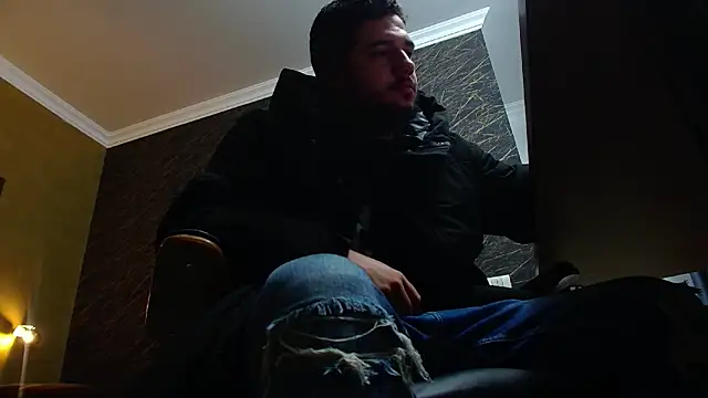 Snapshot of JoshKnights chatting on November 17, 2025, 5:44 am JoshKnights online show from November 17, 2025, 5:44 am