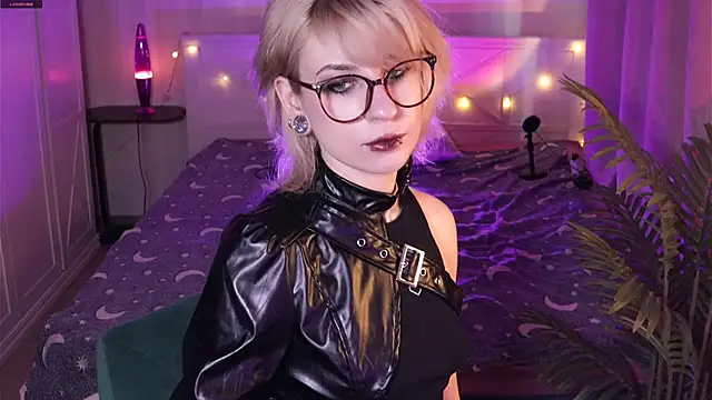  Moonlight t online show from April 2, 2026, 8:54 am