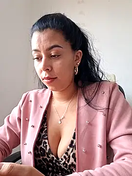 Snapshot of Emily_Wane chatting on May 30, 2026, 5:40 pm Emily Wane online show from May 30, 2026, 5:40 pm