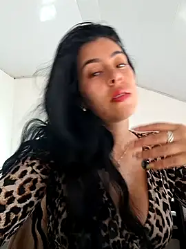 Snapshot of Emily_Wane chatting on May 17, 2026, 5:35 pm Emily Wane online show from May 17, 2026, 5:35 pm