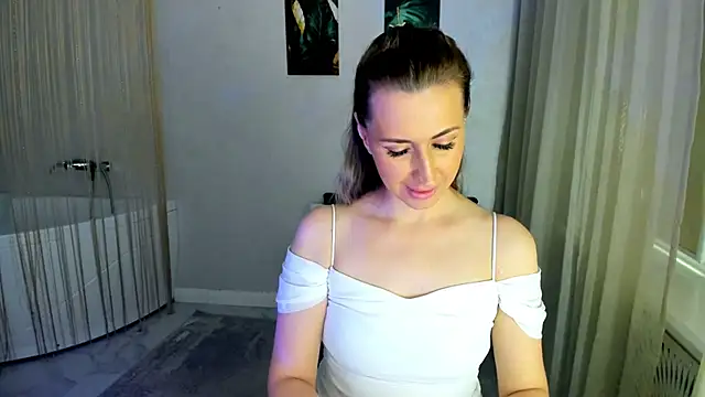 PassionGlow online show from June 7, 2026, 3:12 am