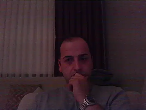 Snapshot of Yldrmm_9553 chatting on June 11, 2026, 9:23 pm Yldrmm 9553 online show from June 11, 2026, 9:23 pm
