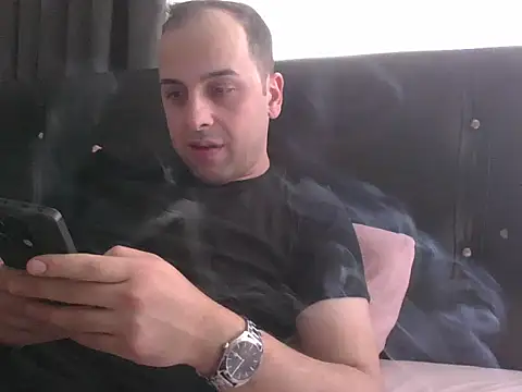 Snapshot of Yldrmm_9553 chatting on May 22, 2026, 12:03 pm Yldrmm 9553 online show from May 22, 2026, 12:03 pm