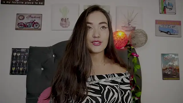 Snapshot of olivia22love chatting on February 24, 2026, 5:30 am olivia22love online show from February 24, 2026, 5:30 am