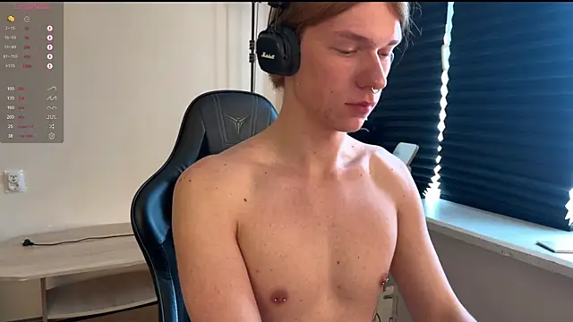 Snapshot of carthylovvve chatting on January 17, 2026, 11:14 am carthylovvve online show from January 17, 2026, 11:14 am