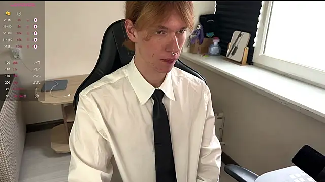 Snapshot of carthylovvve chatting on February 27, 2026, 12:27 pm carthylovvve online show from February 27, 2026, 12:27 pm