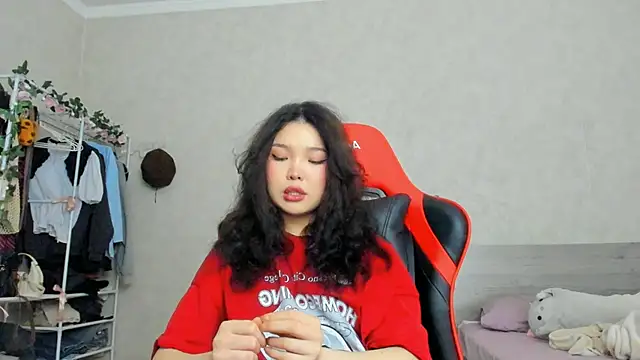 wastforu online show from February 26, 2025, 1:22 pm