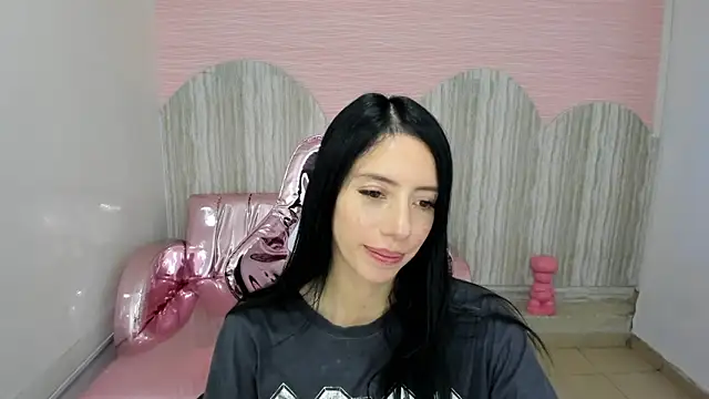 Snapshot of jess_1a chatting on December 20, 2024, 2:59 pm jess 1a online show from December 20, 2024, 2:59 pm