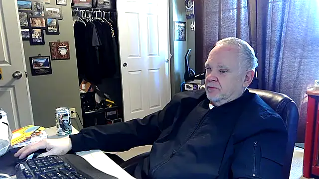 Snapshot of nobledad chatting on February 27, 2026, 2:39 pm nobledad online show from February 27, 2026, 2:39 pm