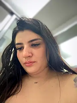 Snapshot of horny_roomiess chatting on October 30, 2025, 1:37 am horny roomiess online show from October 30, 2025, 1:37 am