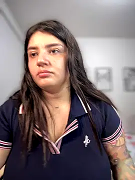 Snapshot of horny_roomiess chatting on November 23, 2025, 11:37 pm horny roomiess online show from November 23, 2025, 11:37 pm