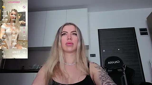 Megan Ros online show from May 13, 2026, 5:03 am