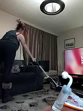 Snapshot of renegade_vyxxen chatting on November 30, 2025, 12:11 am renegade vyxxen online show from November 30, 2025, 12:11 am