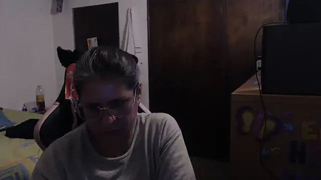 LucifernandaSw online show from June 1, 2026, 1:17 am