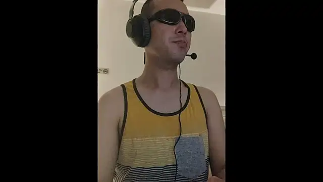 Snapshot of Yeye25199 chatting on March 2, 2025, 9:43 am Yeye25199 online show from March 2, 2025, 9:43 am