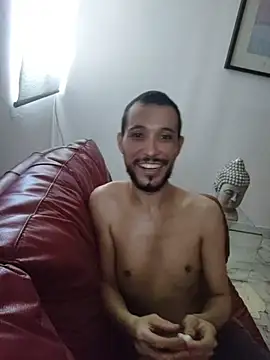 Snapshot of Yeye25199 chatting on October 19, 2025, 5:37 pm Yeye25199 online show from October 19, 2025, 5:37 pm