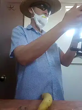 Snapshot of Yeye25199 chatting on January 16, 2025, 5:44 pm Yeye25199 online show from January 16, 2025, 5:44 pm