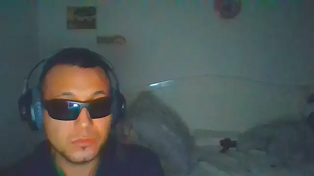 Snapshot of Yeye25199 chatting on March 16, 2025, 9:05 am Yeye25199 online show from March 16, 2025, 9:05 am