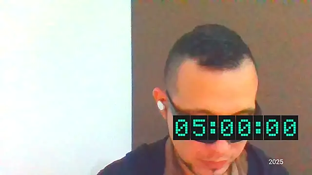 Snapshot of Yeye25199 chatting on January 26, 2025, 6:07 am Yeye25199 online show from January 26, 2025, 6:07 am