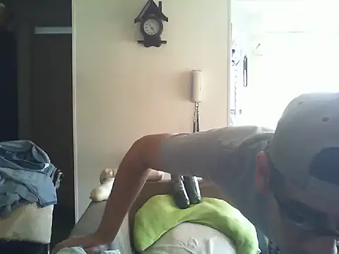 hubipene online show from November 2, 2025, 4:34 pm