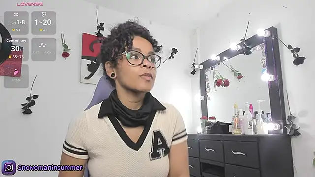 Snapshot of Lips_SaraSofia2 chatting on April 11, 2026, 10:24 pm Lips SaraSofia2 online show from April 11, 2026, 10:24 pm