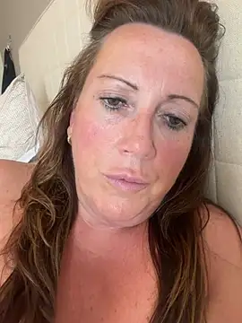 Snapshot of xsexycurvymilf chatting on July 17, 2026, 3:20 pm xsexycurvymilf online show from July 17, 2026, 3:20 pm